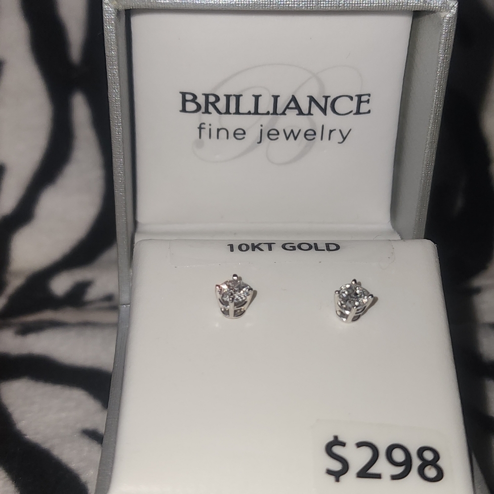 10kt Gold Round Diamond Stud Earrings from Brilliance Fine Jewelry